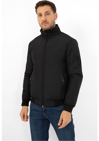 Spor Erkek Astarlı Dik Yaka Mevsimlik Cepli Su ve Rüzgar Geçirmez Mont