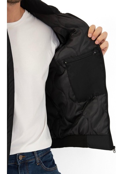 Spor Erkek Astarlı Dik Yaka Mevsimlik Cepli Su ve Rüzgar Geçirmez Mont