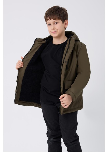 Spor Erkek Çocuk Kürklü Su Ve Rüzgar Geçirmez Kapüşonlu 3 Cep Mont & Kaban & Parka indirimleri