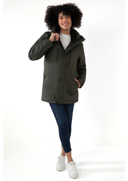 Spor Kadın Polarlı Su ve Rüzgar Geçirmez Kapüşonlu Mont Kaban Parka