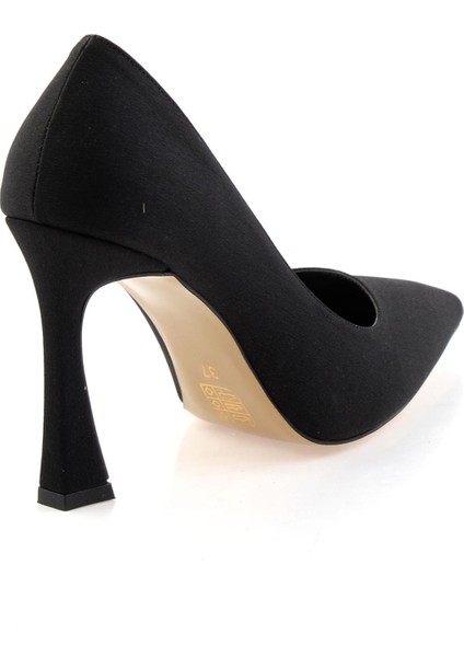 Mat Siyah Kadın Klasik Topuklu Ayakkabı K01565015338 modelleri