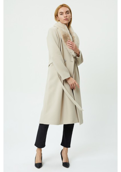 Veger Yakası Kürklü Premium Üretim Kaşe Kaban