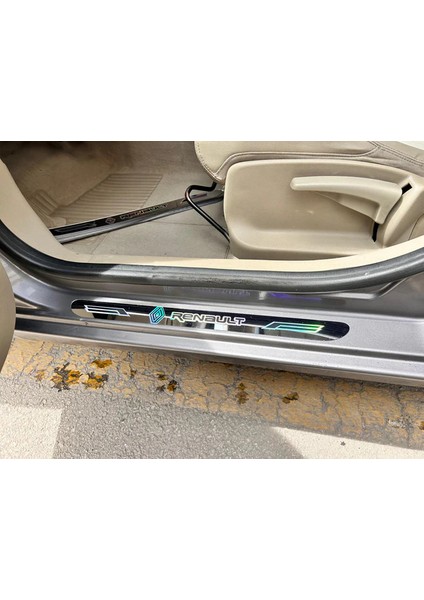 Renault Aynalı Kapı Eşği 4'lü Seti fiyatları