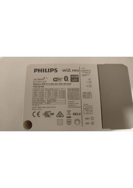 Xitanium LED Drivers – Wiz Pro 44W 0.7-1.05A