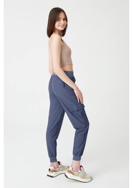 Kadın Antrasit Kargo Cepli Beli ve Paçası Lastikli Jogger Pantolon Cargo