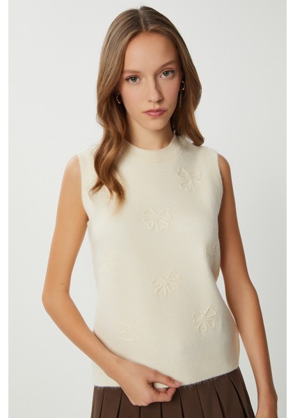 Çiçek Dokulu Triko Süveter LPF0106 Krem modelleri