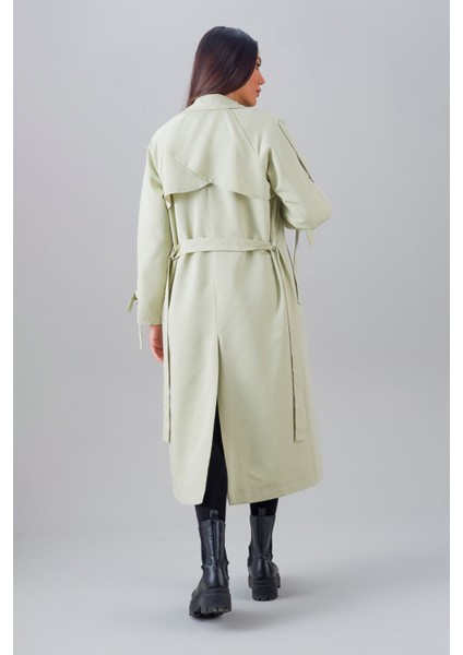 Şık Taş Rengi Düğmeli Trençkot – Rahat ve Modern Kesim fırsatları