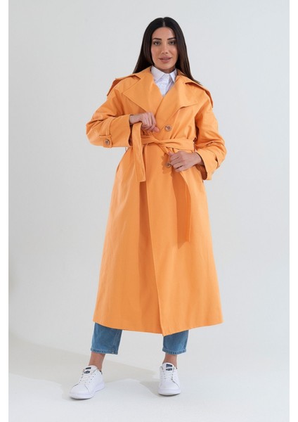 Şık Taş Rengi Düğmeli Trençkot – Rahat ve Modern Kesim modelleri