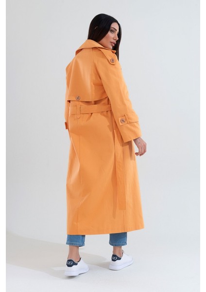 Şık Taş Rengi Düğmeli Trençkot – Rahat ve Modern Kesim indirimleri