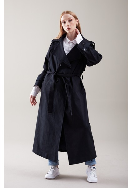Şık Taş Rengi Düğmeli Trençkot – Rahat ve Modern Kesim fırsatları