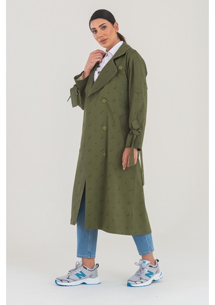 Şık Taş Rengi Düğmeli Trençkot – Rahat ve Modern Kesim fiyatları