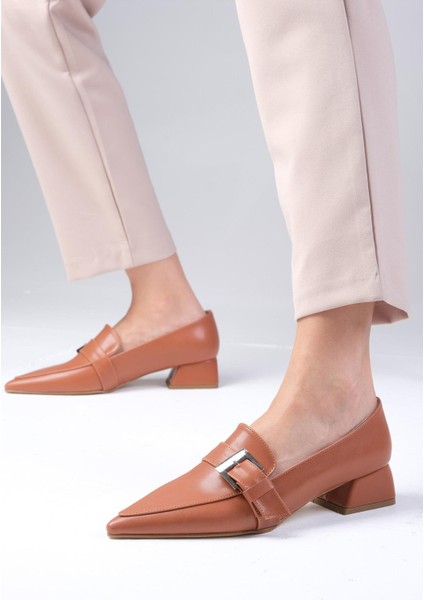 Carola Taba Renk Sivri Burunlu Kadın Kısa Topuklu Ayakkabı modelleri