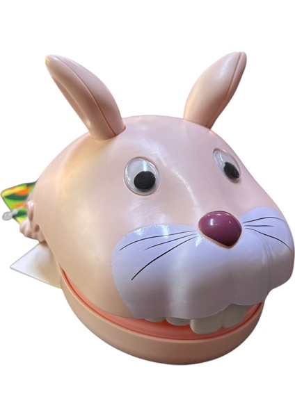 Eğlenceli Parmak Isıran Tavşan