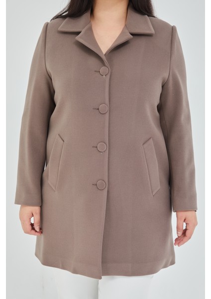 Kadın Büyük Beden Klasik Yaka Kaban modelleri