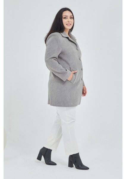 Kadın Büyük Beden Klasik Yaka Kaban