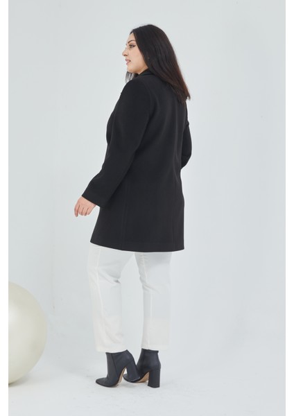 Kadın Büyük Beden Klasik Yaka Kaban
