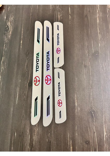 Toyota Aynalı Kapı Eşiği 4'lü Seti fırsatları