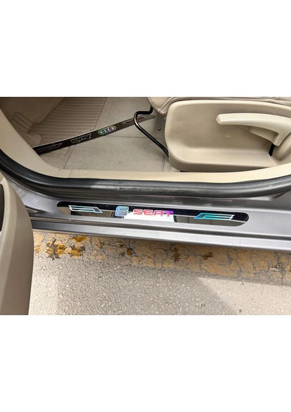 Seat Aynalı Kapı Eşiği 4'lü Seti fiyatları