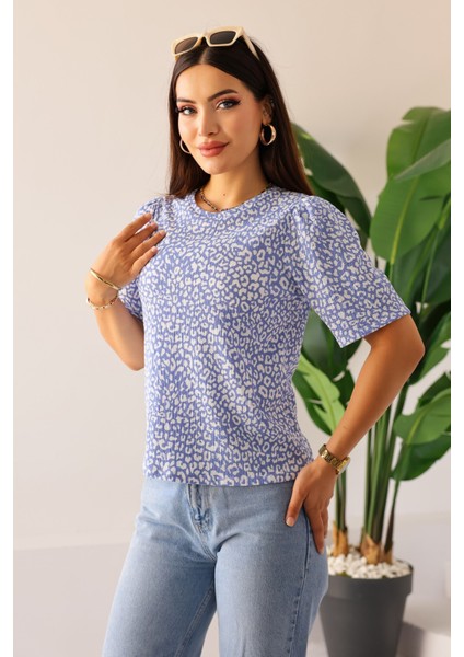 Kadın Mavi Leopar Desenli Kısa Kollu Kadın Bluz – Rahat Kesim ve Günlük Şıklık – Kadın Bluz fiyatları