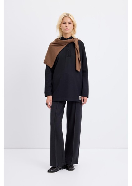 Polo Yaka Yandan Yırtmaçlı Sweatshirt Siyah fiyatları