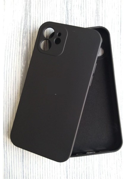 Aksesuar (4368) Siyah Logolu (Köşeli 12 Görünümlü) Iphone 11 ile Uyumlu