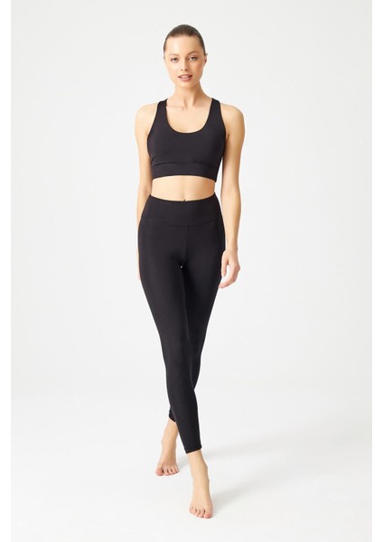 Siyah Destekli Sırt Detaylı Kaplı Spor Sütyeni indirimleri