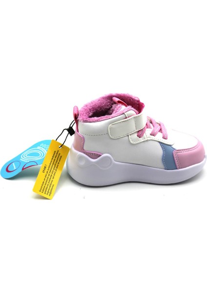 2058 Unisex Bebe Spor Bot modelleri