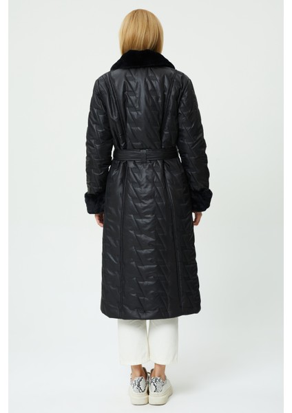 Veger Yakası ve Cebi Kürklü Beli Kuşaklı Kapitone Kaban fırsatları