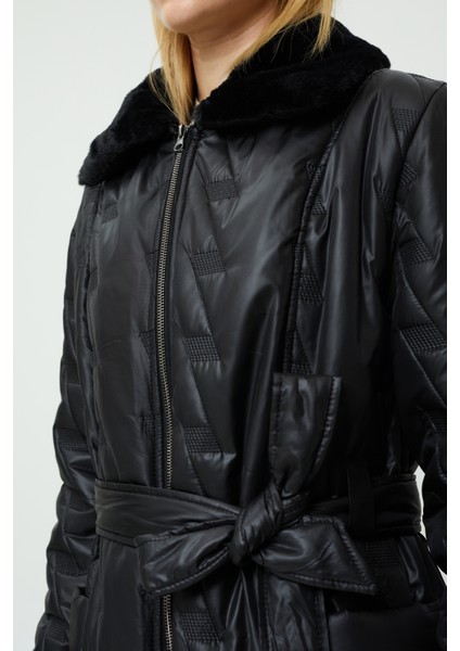 Veger Yakası ve Cebi Kürklü Beli Kuşaklı Kapitone Kaban