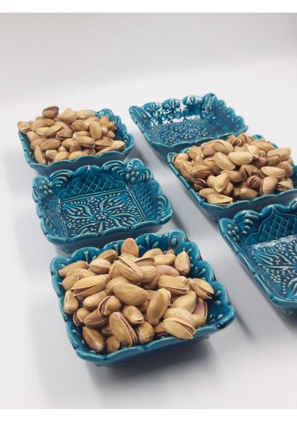 Turkuaz Kare Seramik Çerezlik – 6’lı Set | El Yapımı, Gıda Dostu Sosluk & Sunumluk