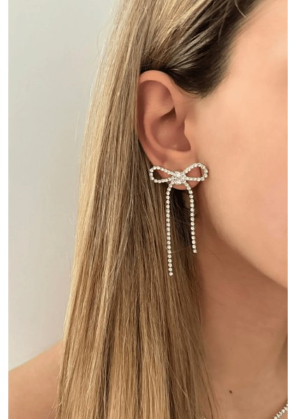 Kadın Fiyonk Taşlı Küpe