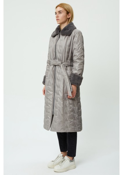 Veger Yakası ve Cebi Kürklü Beli Kuşaklı Kapitone Kaban fiyatları