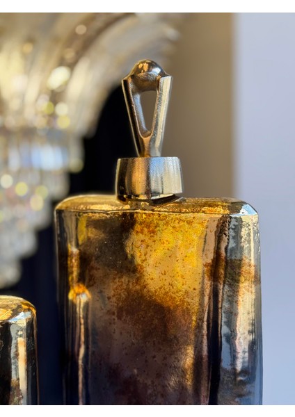 Gold & Siyah Döküm Kapaklı Cam Küp Seti indirimleri