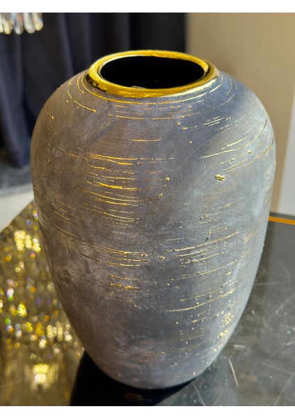 Siyah Seramik Trinity Vazo Küçük Boy indirimleri