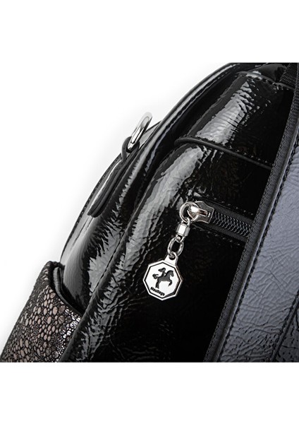 1032 Kadın Kalın Fermuar Şerit Kolon Detaylı Sırt Çantası Siyah Simli fiyatları