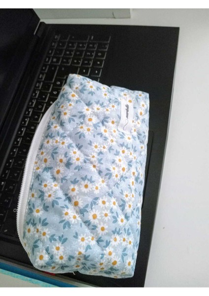 Mavi Papatya Desenli Çok Renkli Pratik Tek Gözlü Kalemlik