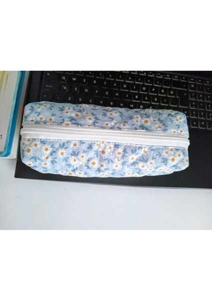 Mavi Papatya Desenli Çok Renkli Pratik Tek Gözlü Kalemlik