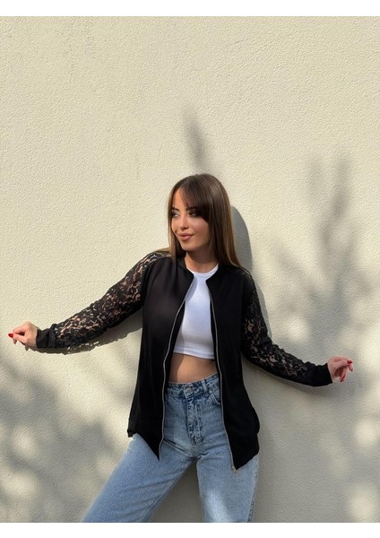 Kadın Uzun Kollu Kolları Dantel Detay Önden Fermuarlı Viskon Iki Iplik Ceket fırsatları