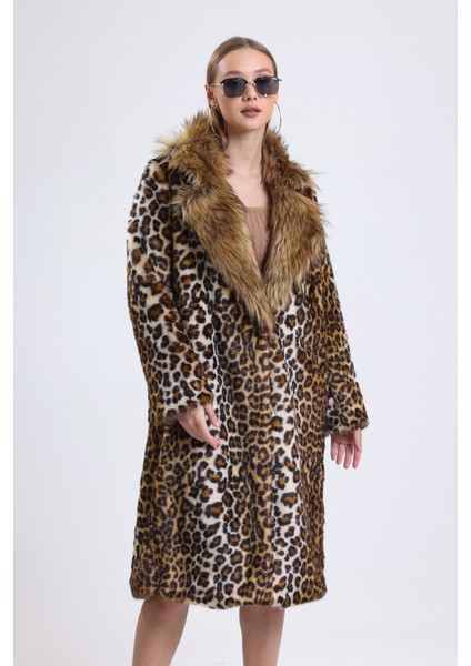 Yakası Farklı Özel Tasarım Kürk Manto modelleri