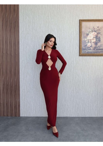 Aksesuar Dekolteli Büzgülü Uzun Elbise fırsatları