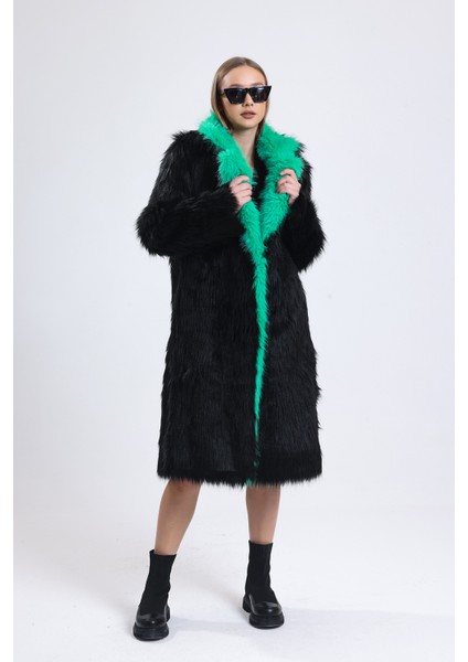 Yakası Farklı Özel Tasarım Kürk Manto indirimleri