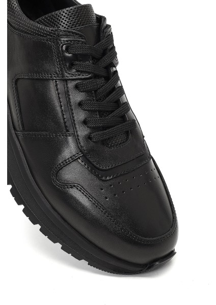 Erkek Siyah Bağcıklı Deri Casual Sneaker 25WFD677818