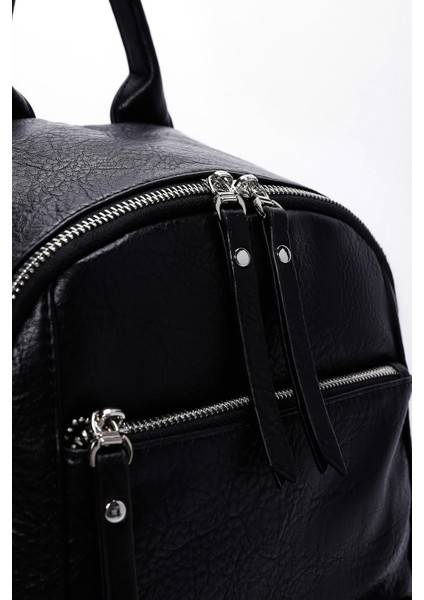 Kadın Siyah Casual Sırt Çantası 25WBD2487AS