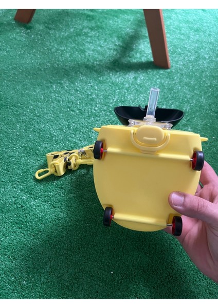 Uğur Böceği Desenli Renkli Tekerlekli 550ML Okul Matara Suluk fırsatları