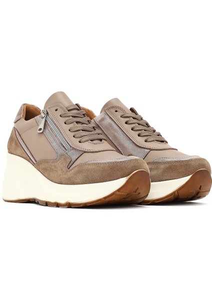 Kadın Vizon Bağcıklı Fermuar Detaylı Dolgu Topuklu Deri Sneaker 25AFD370514 modelleri