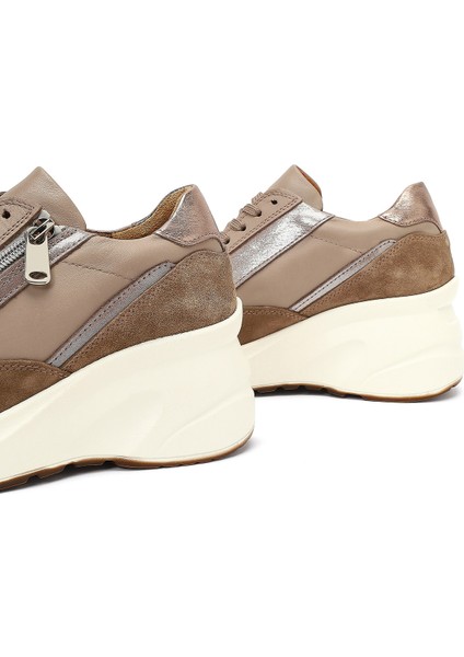 Kadın Vizon Bağcıklı Fermuar Detaylı Dolgu Topuklu Deri Sneaker 25AFD370514