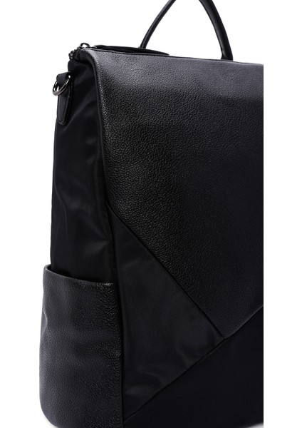 Kadın Siyah Uzun Askılı Casual Sırt Çantası 25WBD250214