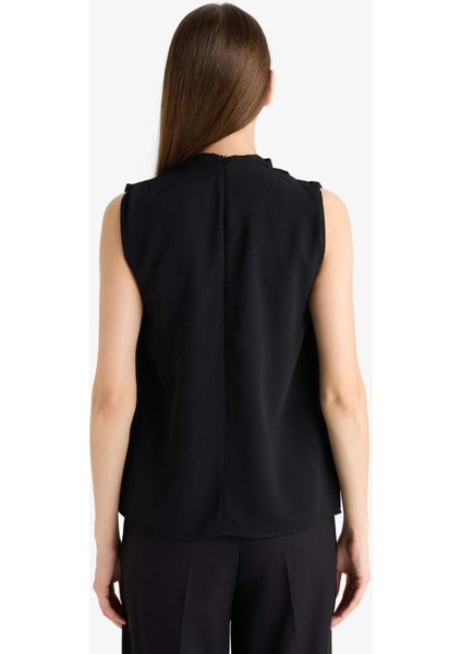 Regular Fit Balıkçı Yaka Krep Kolsuz Bluz F9149AX25WN