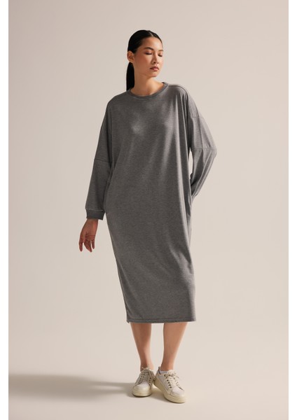 Kadın Pamuklu Uzun Kollu Cepli Yırtmaç Detaylı Gecelik indirimleri