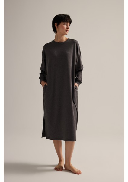 Kadın Pamuklu Uzun Kollu Cepli Yırtmaç Detaylı Gecelik indirimleri